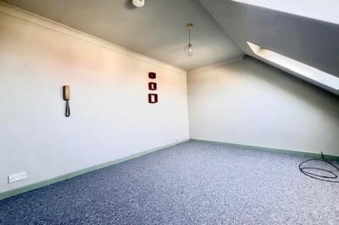 Living area1.jpg