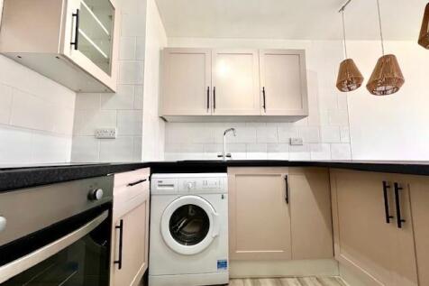 Kitchen1.jpg