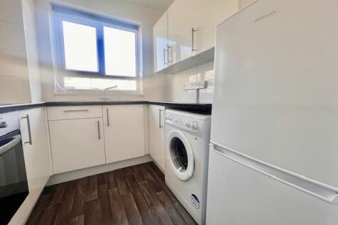 Kitchen1.jpg