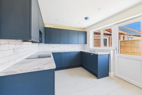 KITCHEN EXAMPLE 2.jpg