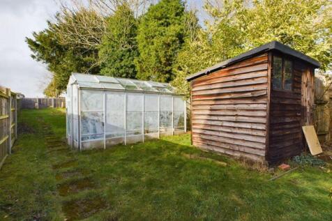 Garden shed &amp; greenhouse
