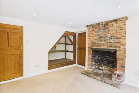 Sitting Room with Fireplace