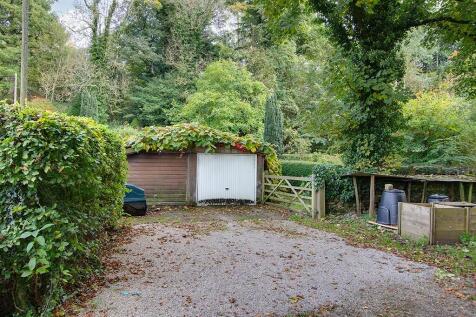 Garage &amp; parking