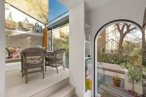 Property Image 11