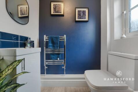 School Lane, Iwade - Downstairs W.C