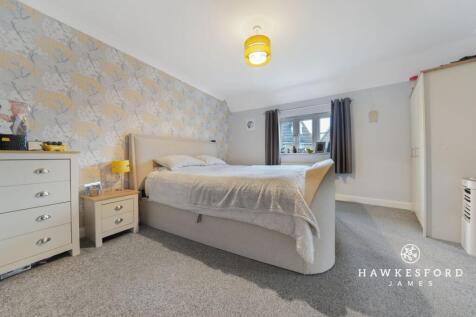 School Lane, Iwade - Bedroom 1