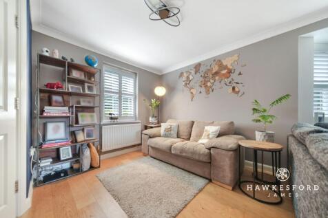 Holly Drive, Minster on Sea - Lounge