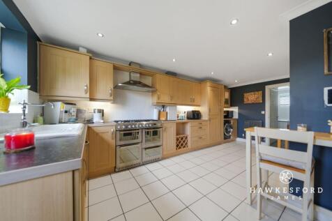 Holly Drive, Minster on Sea - Kitchen