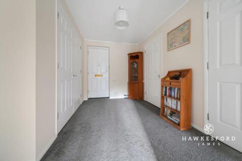 Barkers Court, Sittingbourne - Hallway