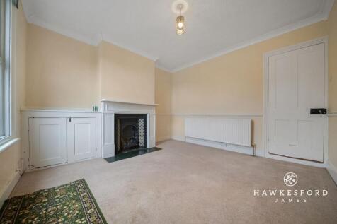 Station Road, Teynham - Lounge