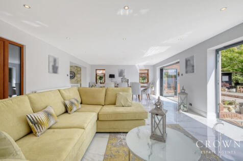 Family Area Leading onto Rear Garden