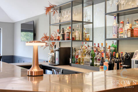 Bar Area to  Games Room