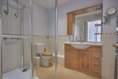 Bedroom 1 En Suite