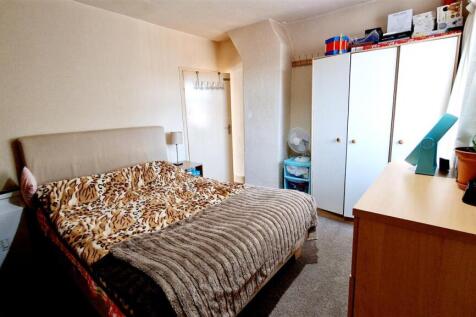 Alt bedroom one
