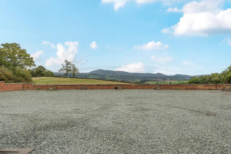 1360696-3-68dd1f6...