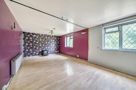 1329216-7-688782f...