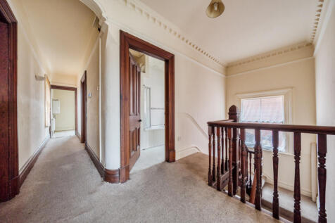 1366063-20-68efcb...