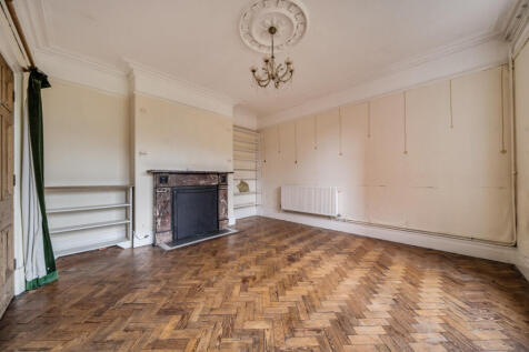 1366063-4-68efcb8...