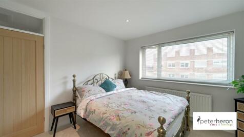 Bedroom 2 (rear)