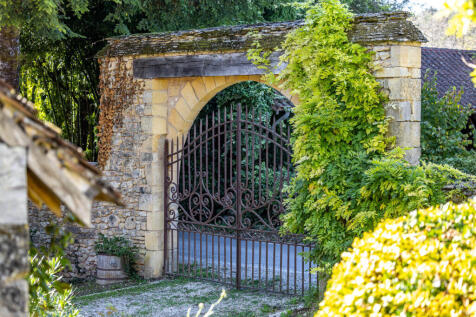 0M7A0626 Maison Roger Hammond  1 route de Fleurac 