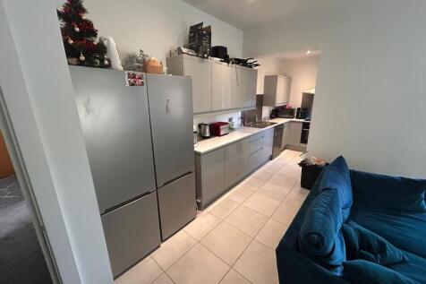 1 51 Manfield Rd - Kitchen (1)