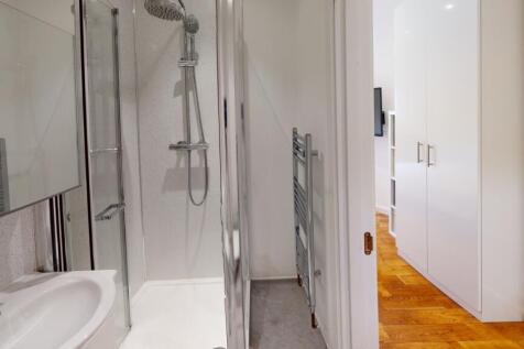 5-54-Glasshouse-Street-Bathroom(3)