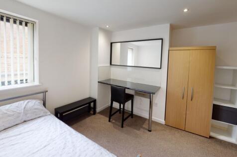 11-Cymbeline-Bedroom