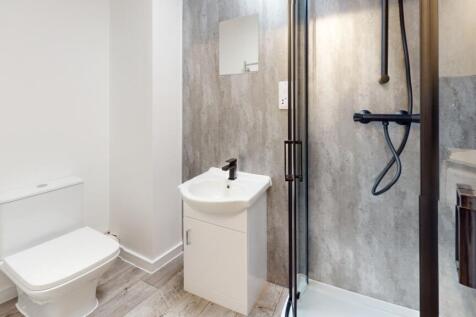 Lower-Pavement-Flat-10-Bathroom