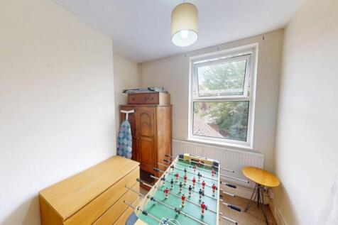 84-Burford-Rd-06132025_091854