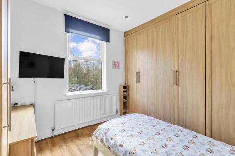 Rochdale Road (17).jpg