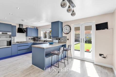 Kirkfell Drive (30).jpg