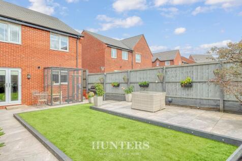 Kirkfell Drive (36).jpg