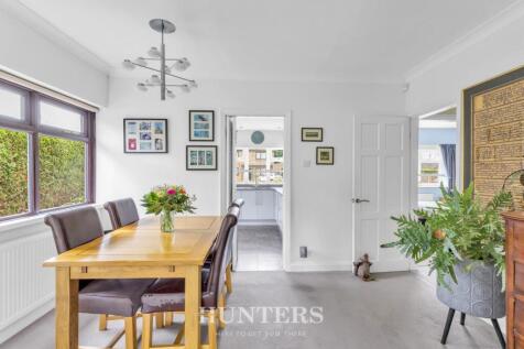 Hardfield Road (17).jpg