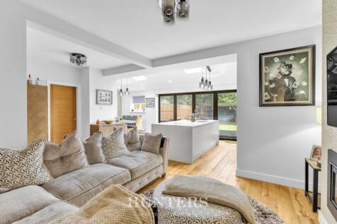 Worcester Road (33).jpg