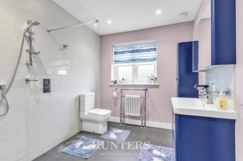 Worcester Road (16).jpg