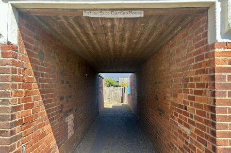 17 T202505161255.jpg