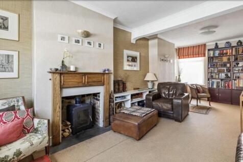 Oxford Gardens, W4 - FOR SALE