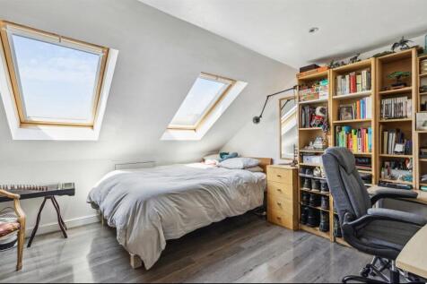 Oxford Gardens, W4 - FOR SALE