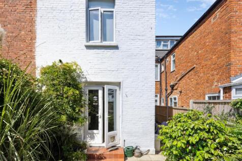 Oxford Gardens, W4 - FOR SALE