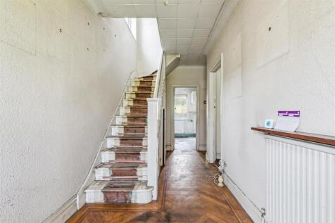 Staveley Road, W4 - FOR SALE