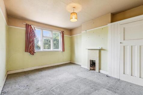 Staveley Road, W4 - FOR SALE