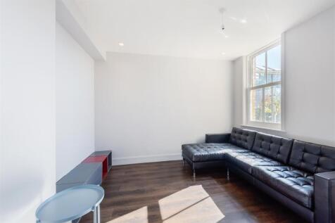 2, 52 Stile Hall Gardens (7).jpg