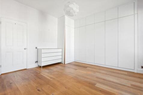 17 Kent Road W4 5EY-12.jpg