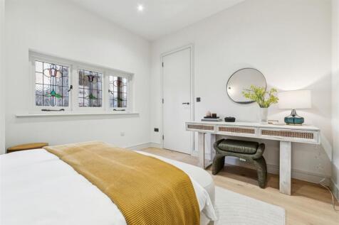 Barrowgate Road, W4 - FOR SALE