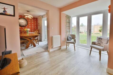 Family area towards dining room