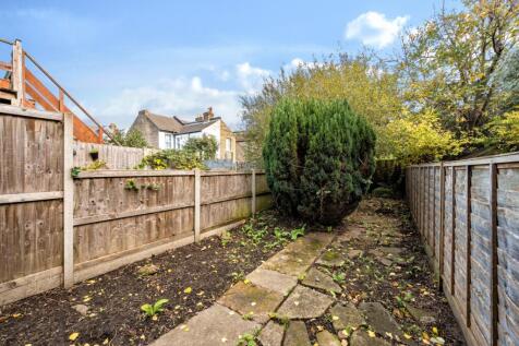 1374073-8-690a126...