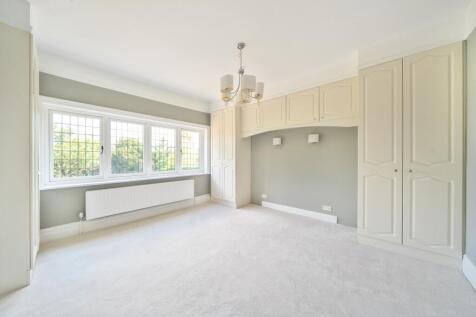 1316482-3-687a64b...