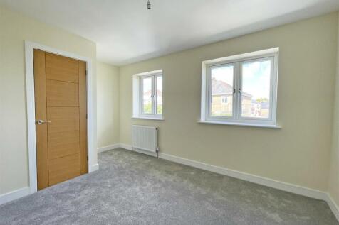 Higher Efford Road 54 - Bed 3.jpg