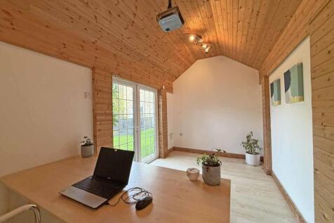 Aberdeen Avenue 100 Home Office...jpg
