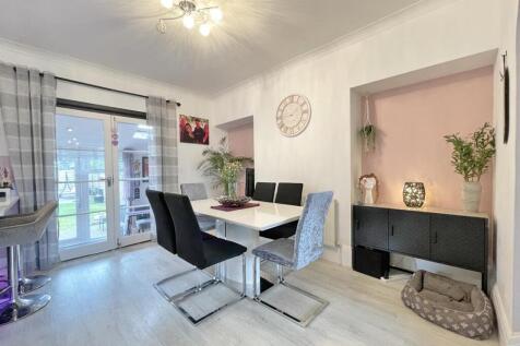 Cross Park Road 23 - Dining.jpg